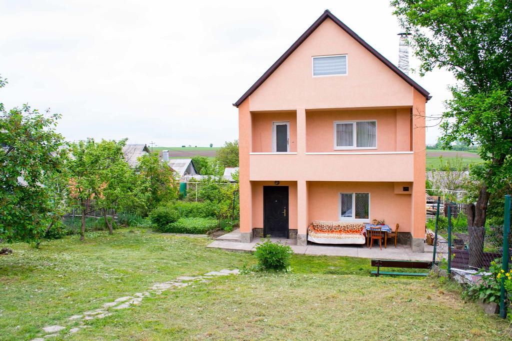 Guest House Cherepaha Каменец-Подольский Экстерьер фото